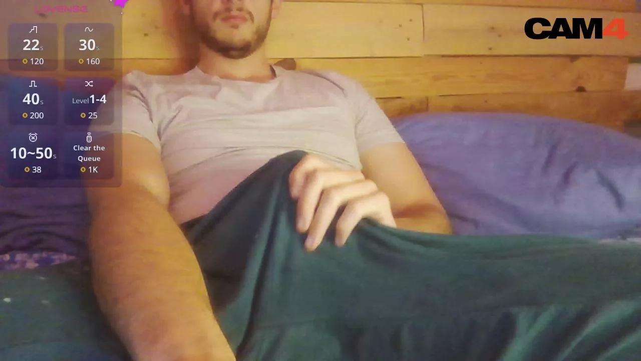 Akraga_cam on Cam4 