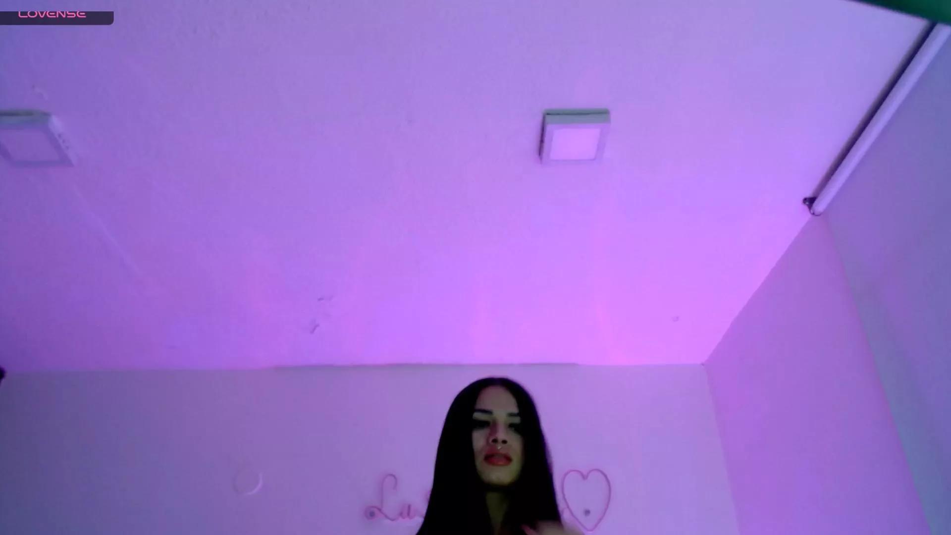 alee_lenoxxx on Cam4 