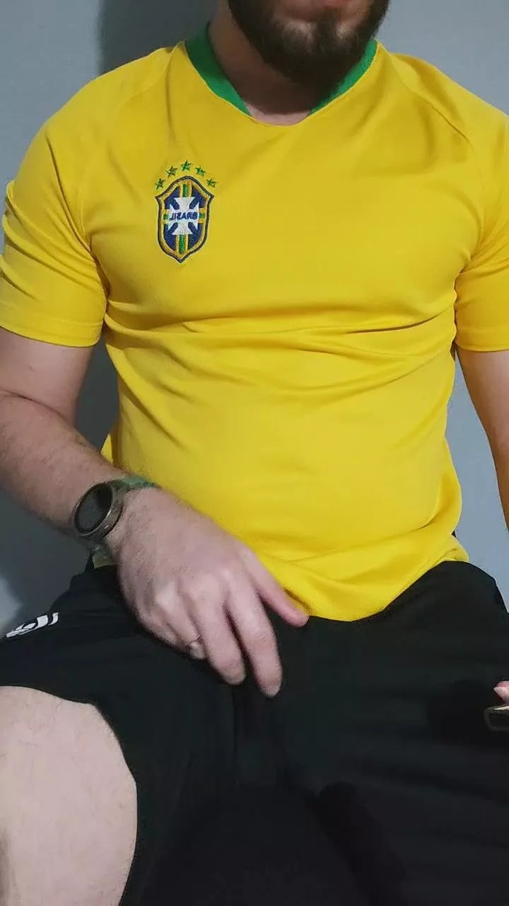 Offline alerrandroo1 on Cam4