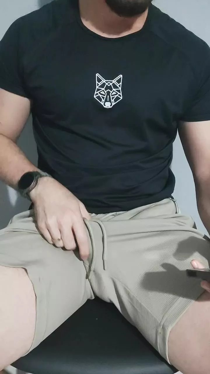 Offline alerrandroo1 on Cam4