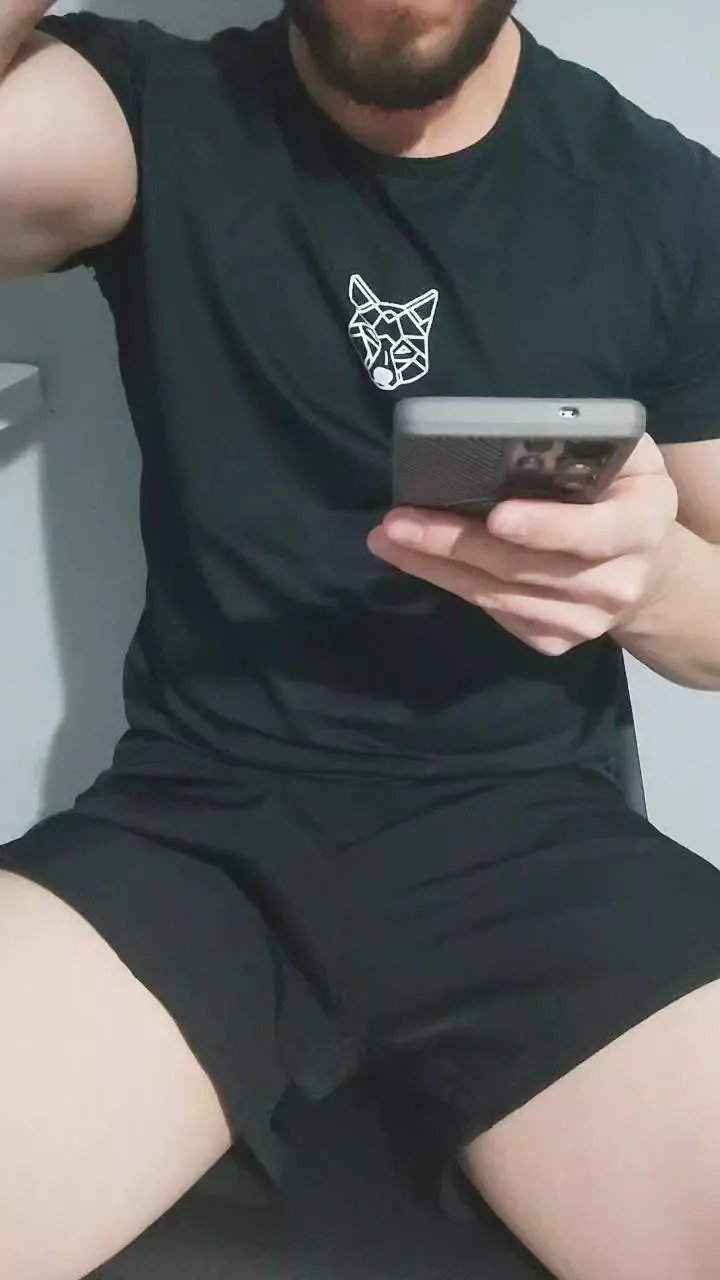 Offline alerrandroo1 on Cam4