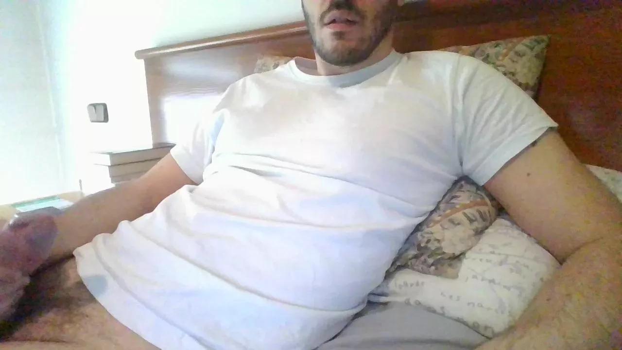 Alvarobcn34 on Cam4 