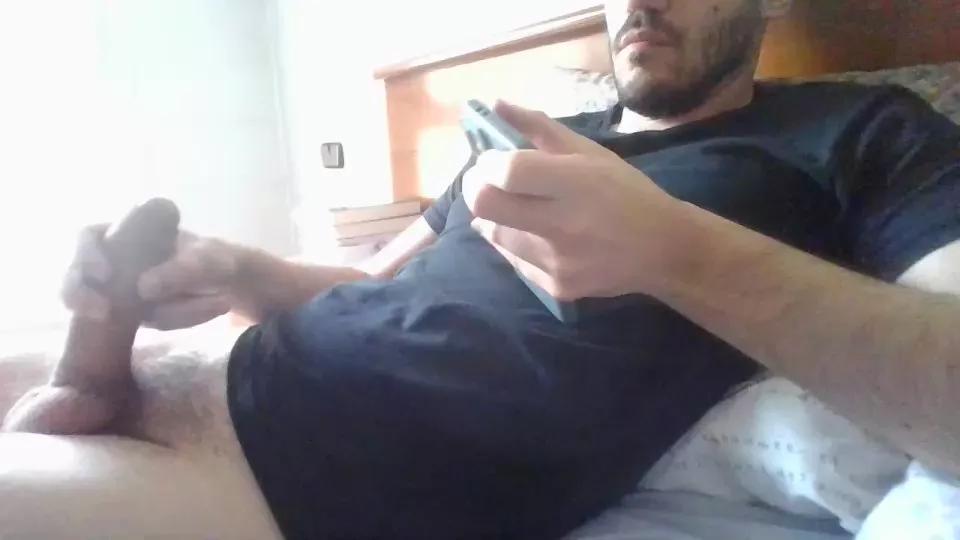 Alvarobcn34 on Cam4 