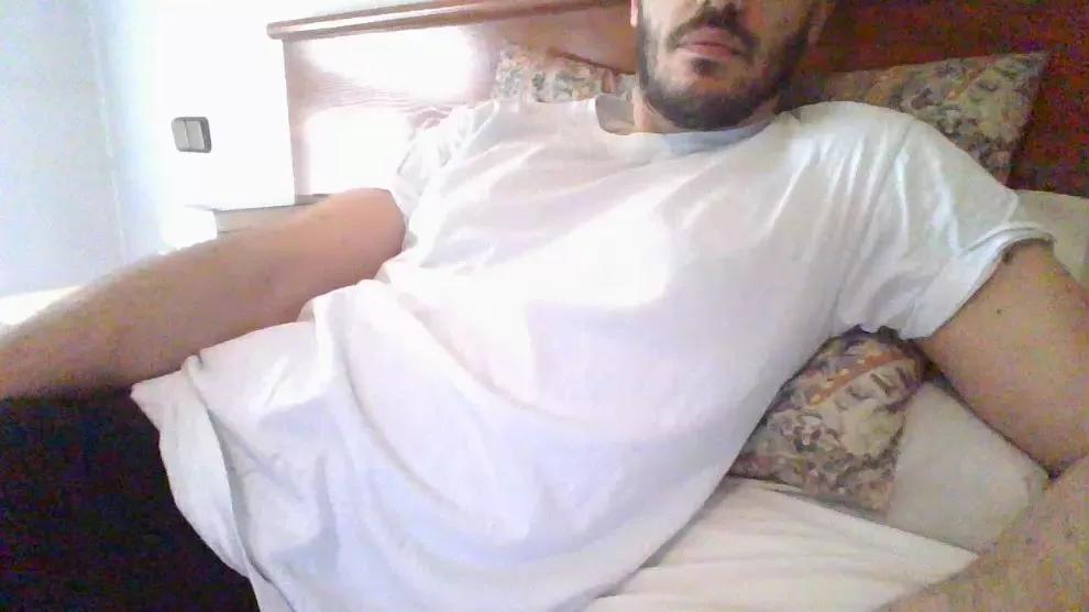 Alvarobcn34 on Cam4 