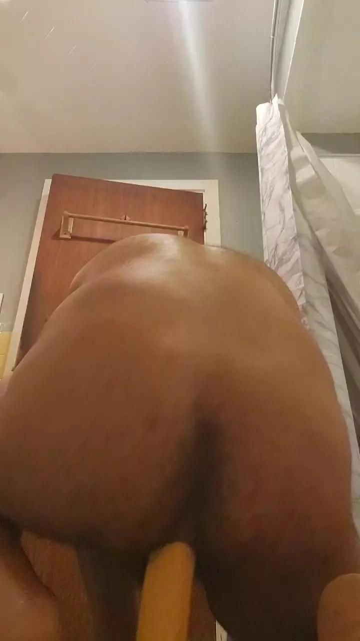 Alvi45 on Cam4 
