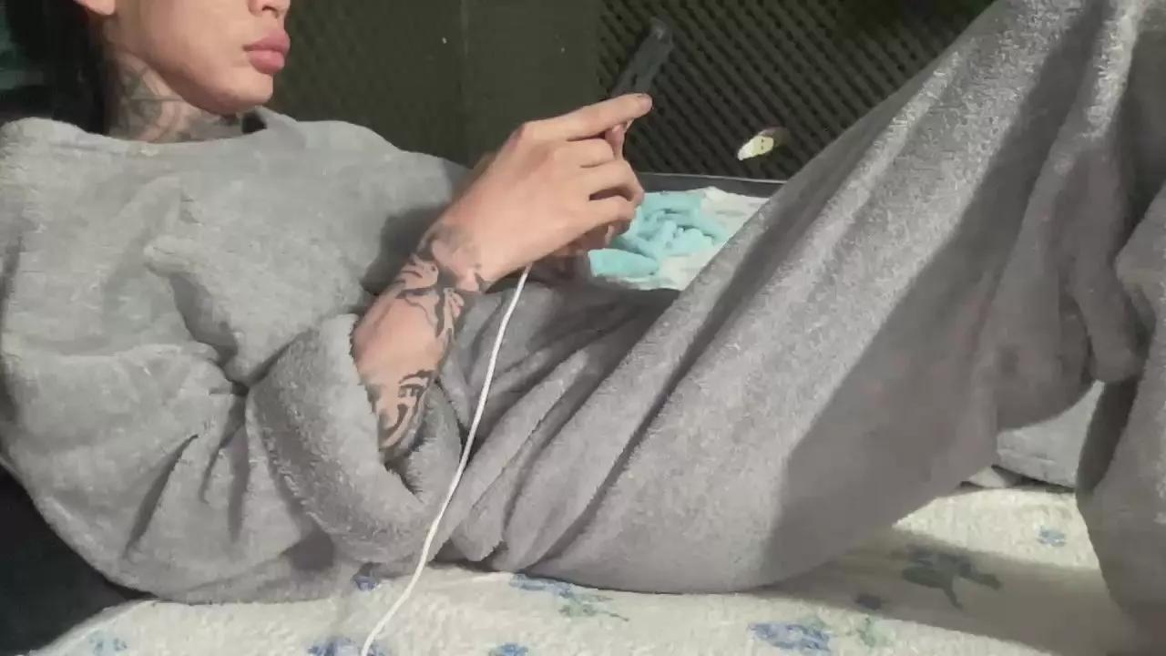 alwayhot_xxx on Cam4 