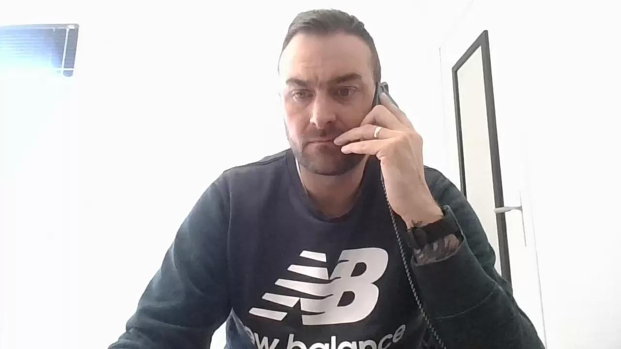 amant35_x on Cam4 