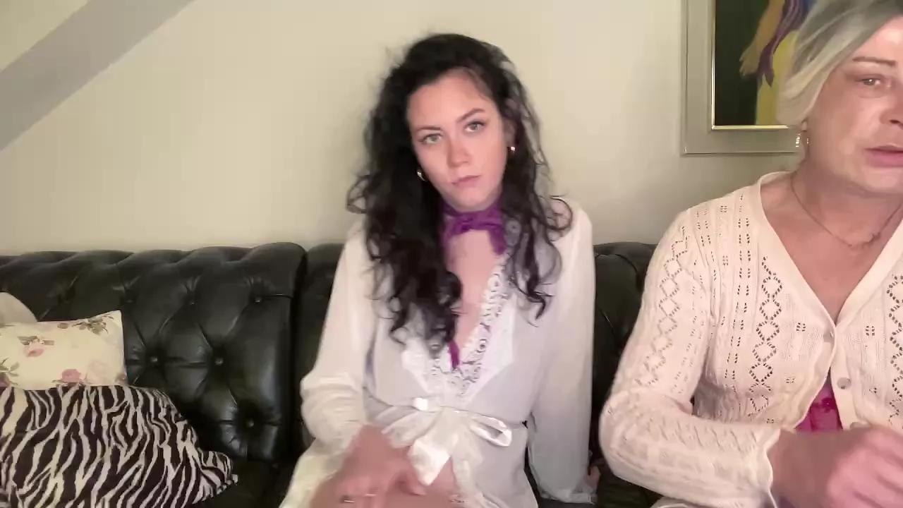Anazone1 on Cam4 