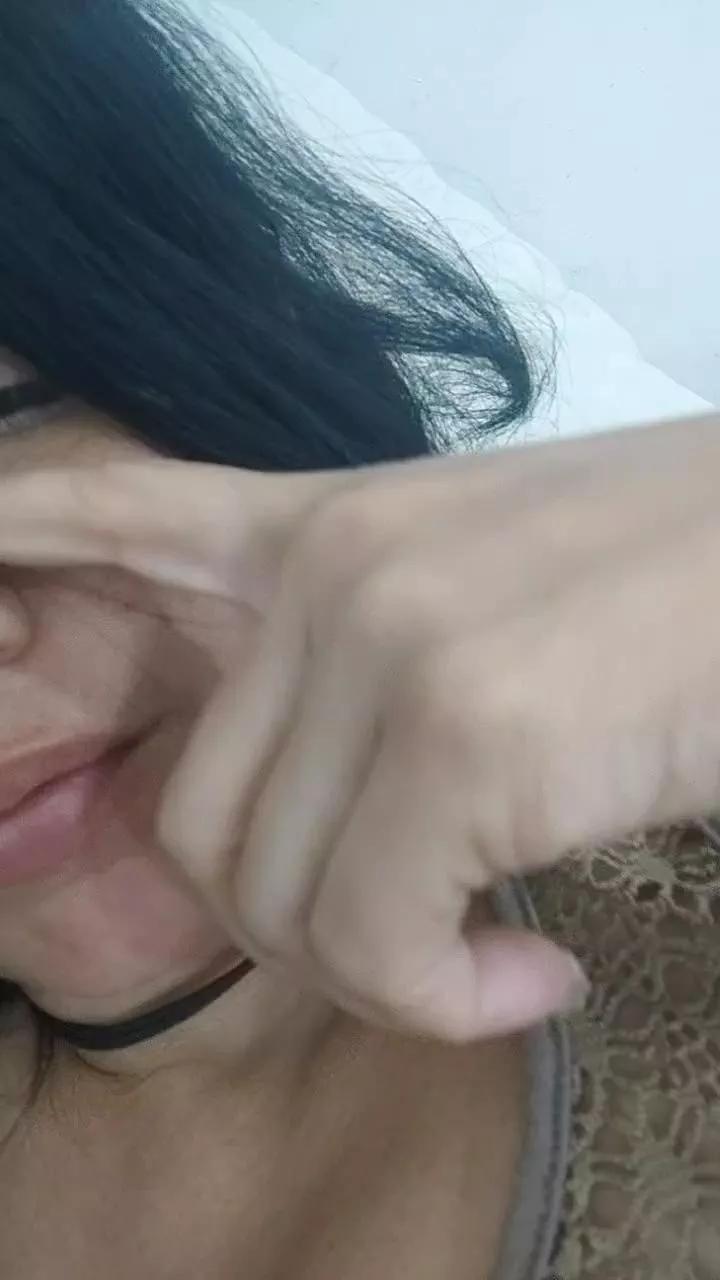 bebahot00 on Cam4 