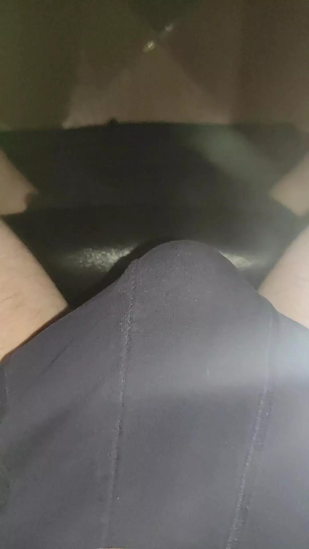 bi_curioso_xxx3 on Cam4 