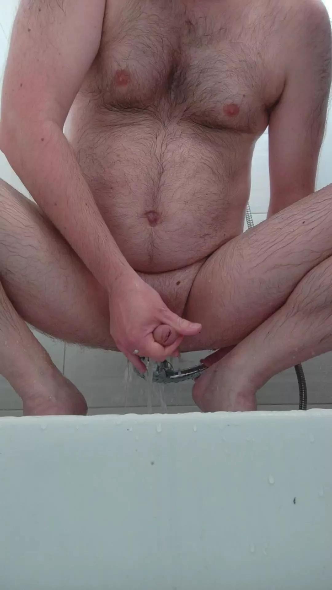 bi_curioso_xxx3 on Cam4 