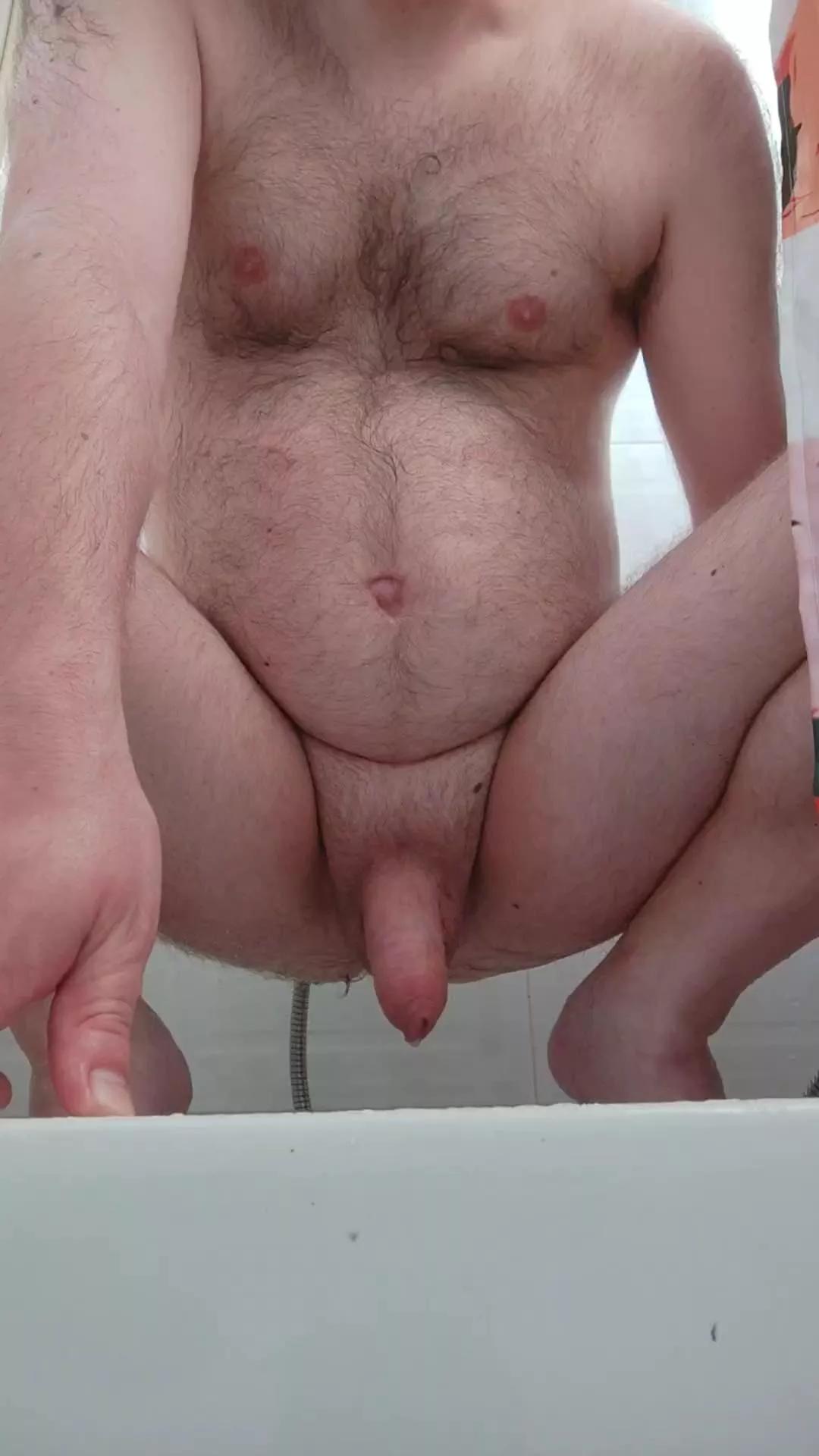 bi_curioso_xxx3 on Cam4 