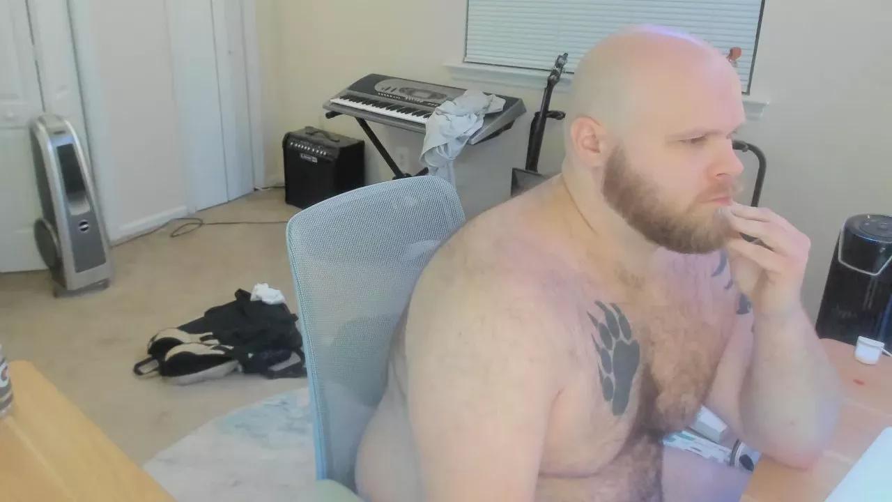 bigbear555 on Cam4 