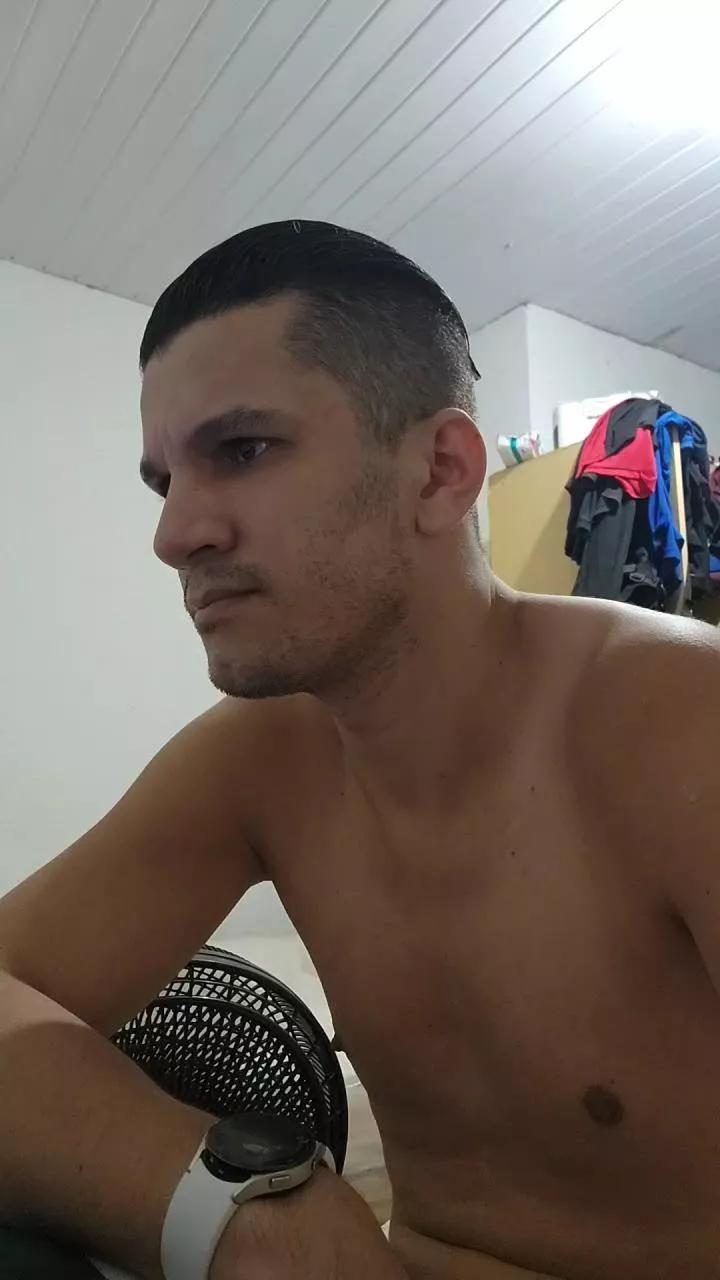 bigpaulomarcelo on Cam4 