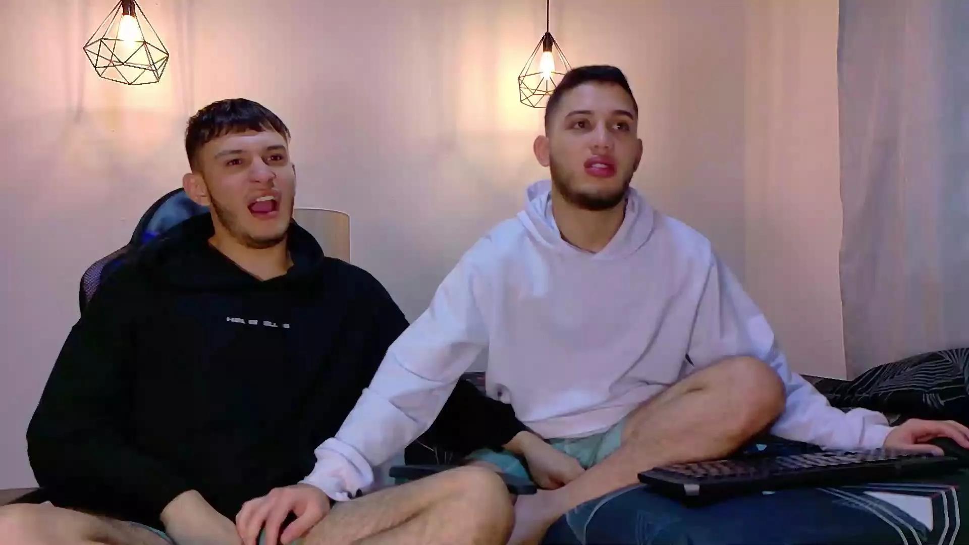 Billyytomy on Cam4 