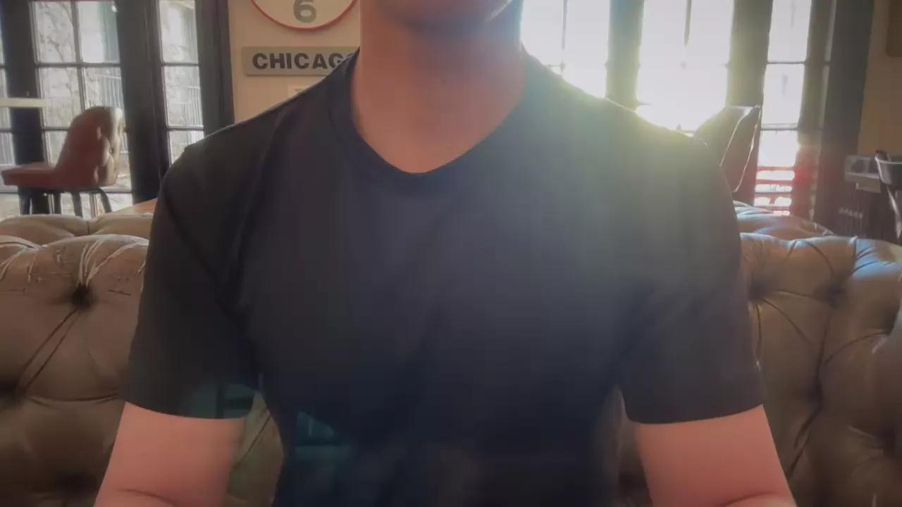 bio1988 on Cam4 