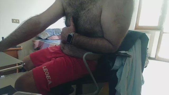 bleakw85 on Cam4 