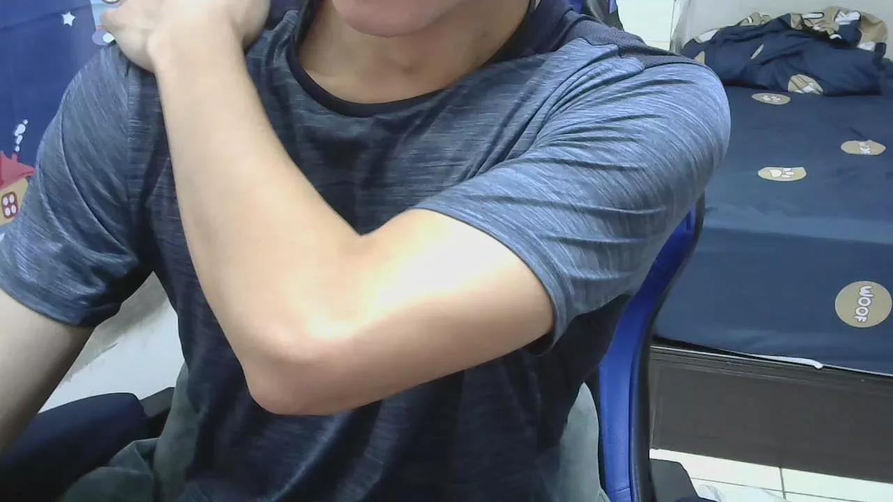 boss51232 on Cam4 