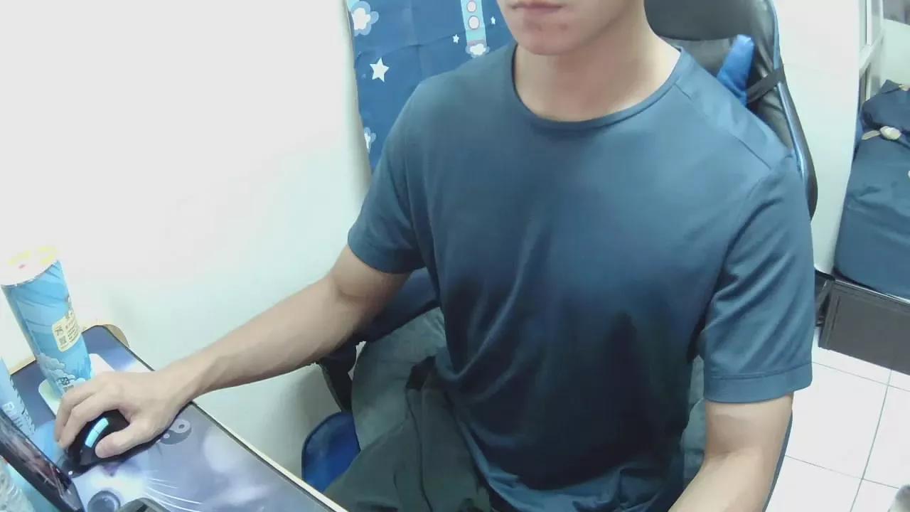 boss51232 on Cam4 