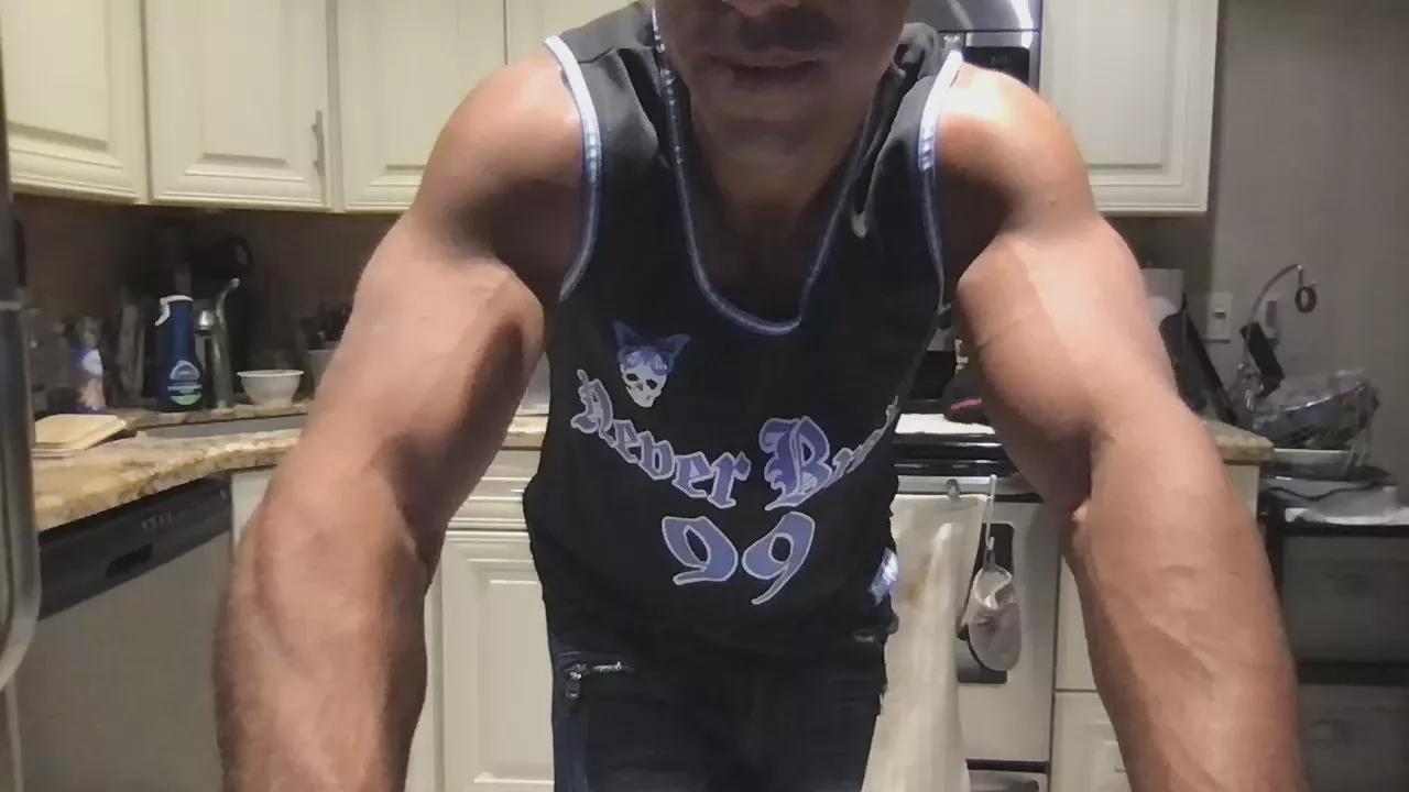 bossman260 on Cam4 