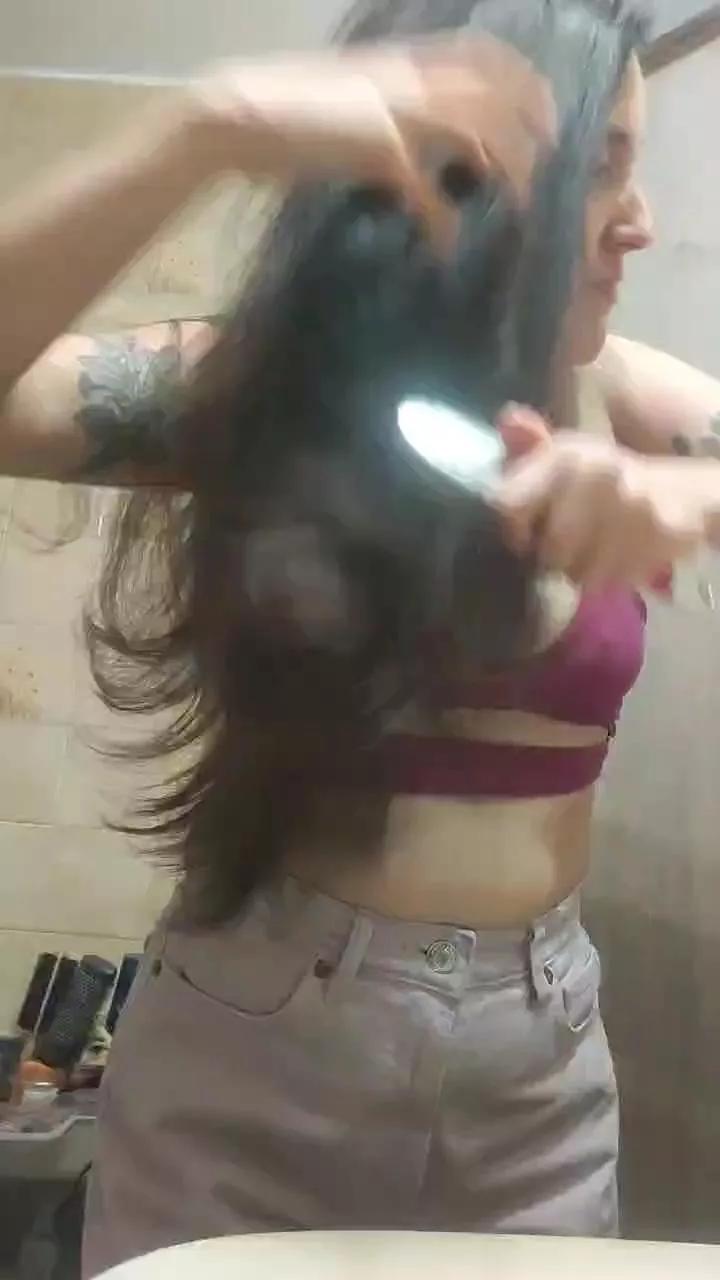 Bugambilia912 on Cam4 