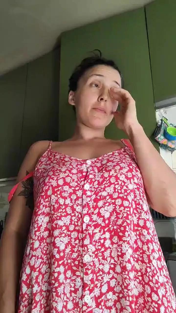 Bugambilia912 on Cam4 