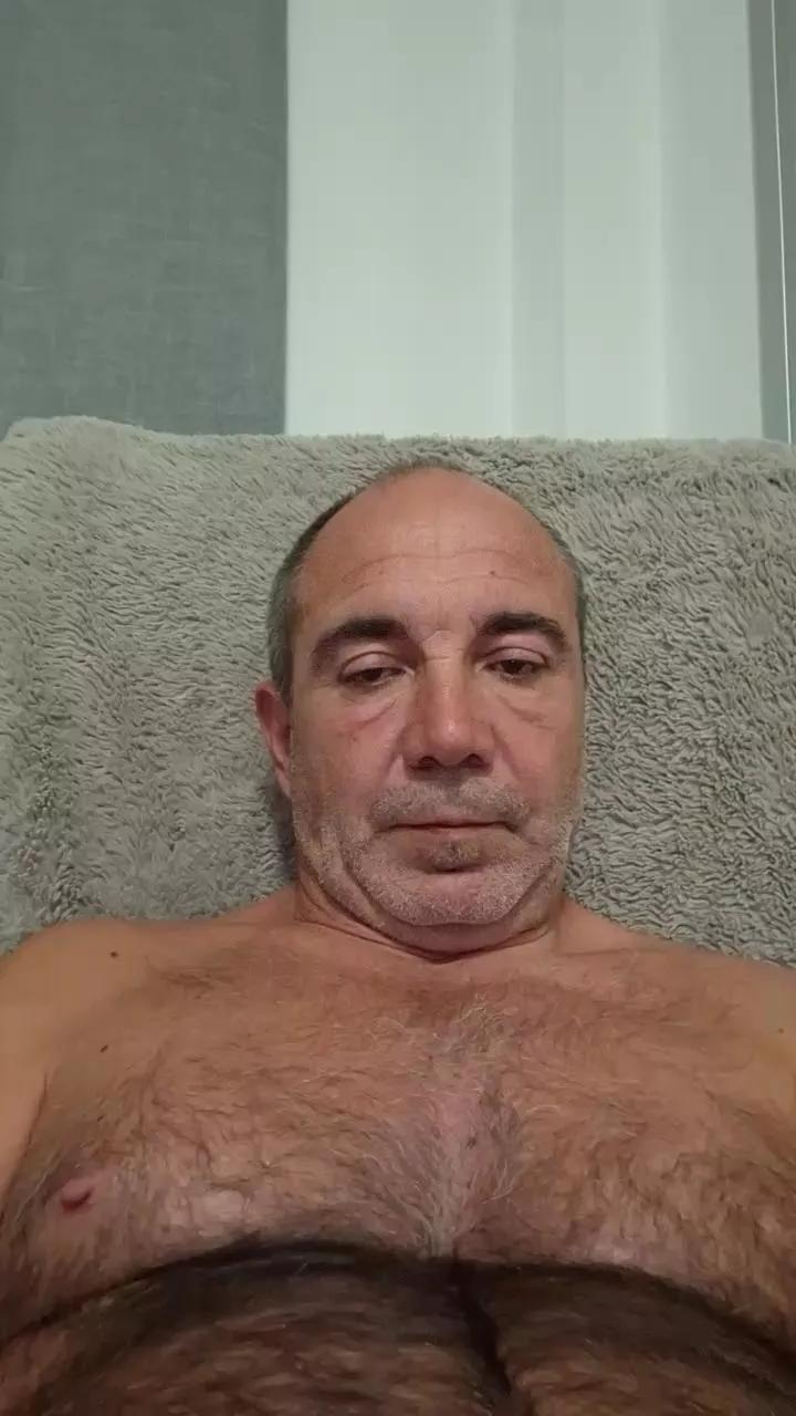 Bunner72 on Cam4 