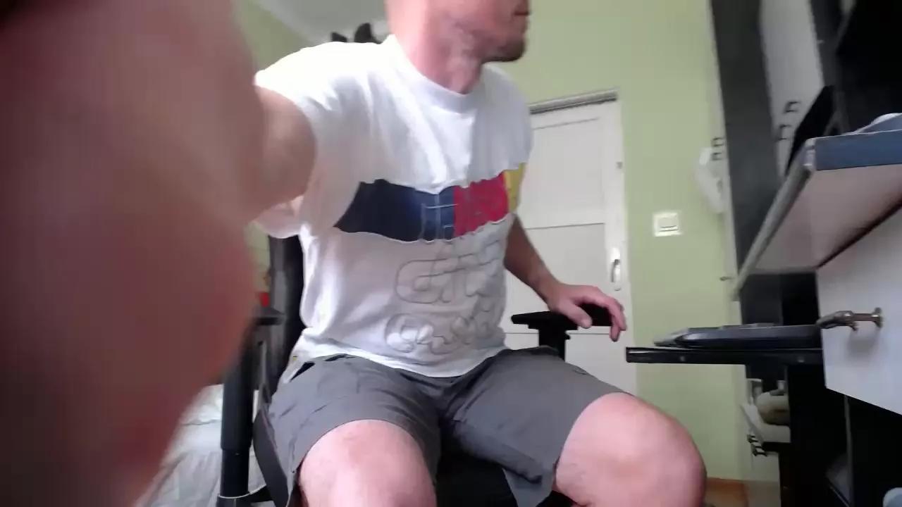 c_h9w2d7p5 on Cam4 