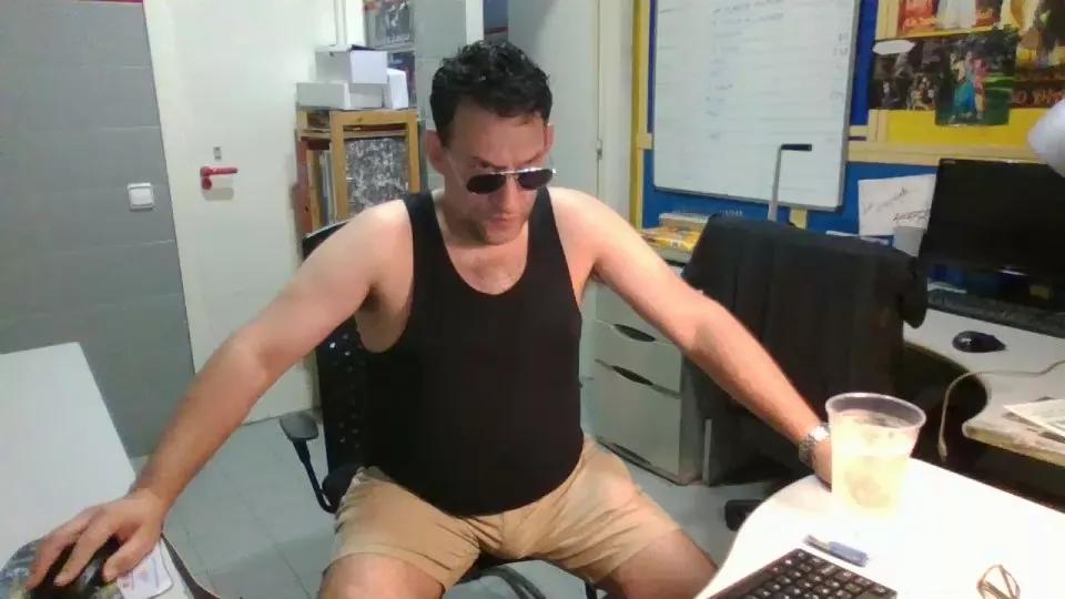 Camionmadrid on Cam4 