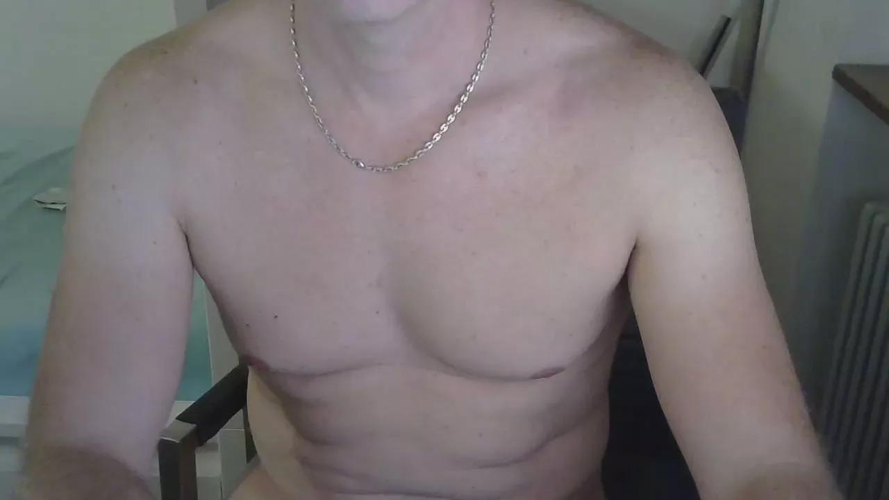 campig7891 on Cam4 