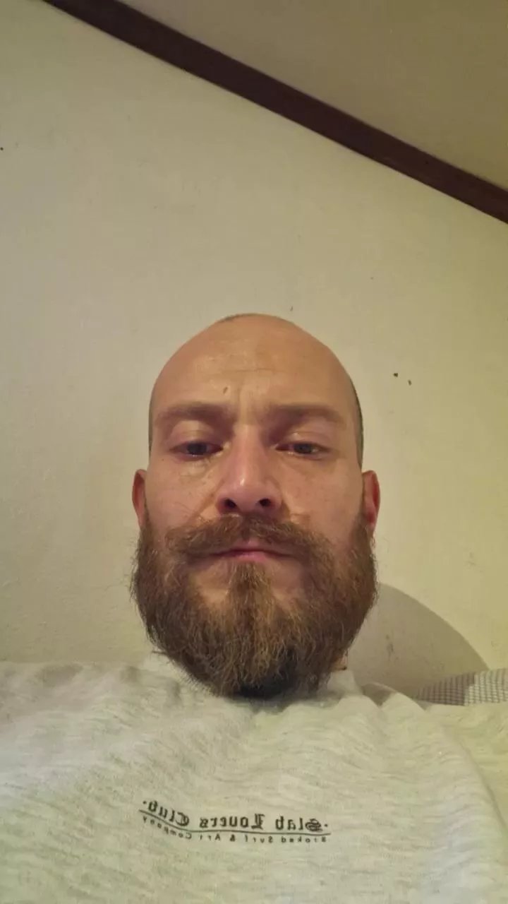 Offline carcazz on Cam4