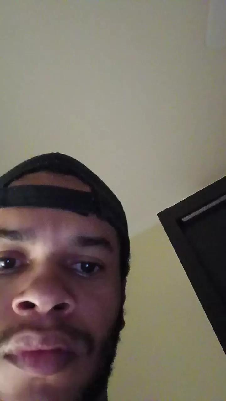 Carlosxntos on Cam4 