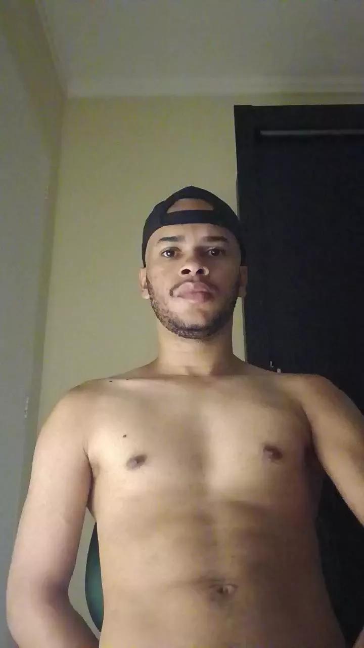 Carlosxntos on Cam4 