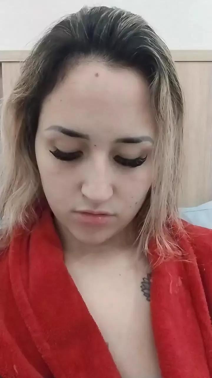 carol436 on Cam4 