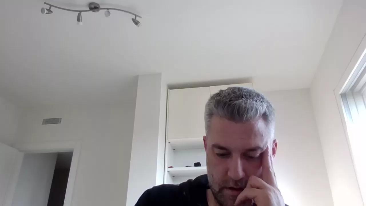 cavaliere1987 on Cam4 