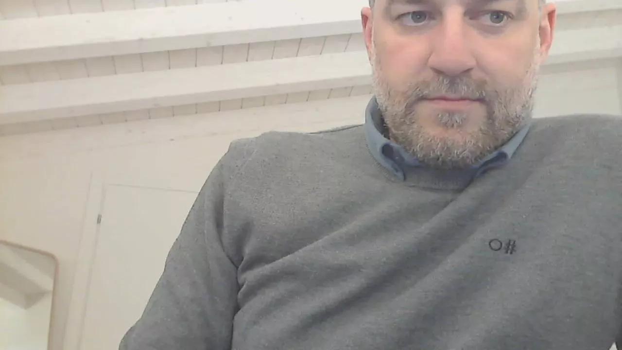 cavaliere1987 on Cam4 