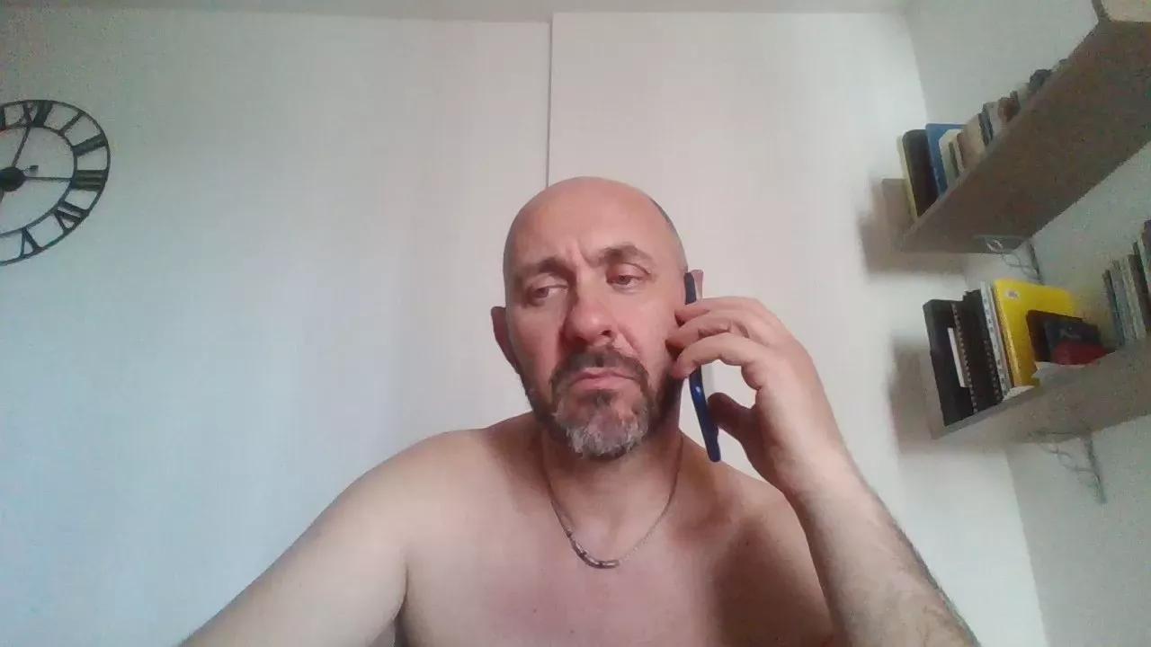 cazzo_grosso1 on Cam4 