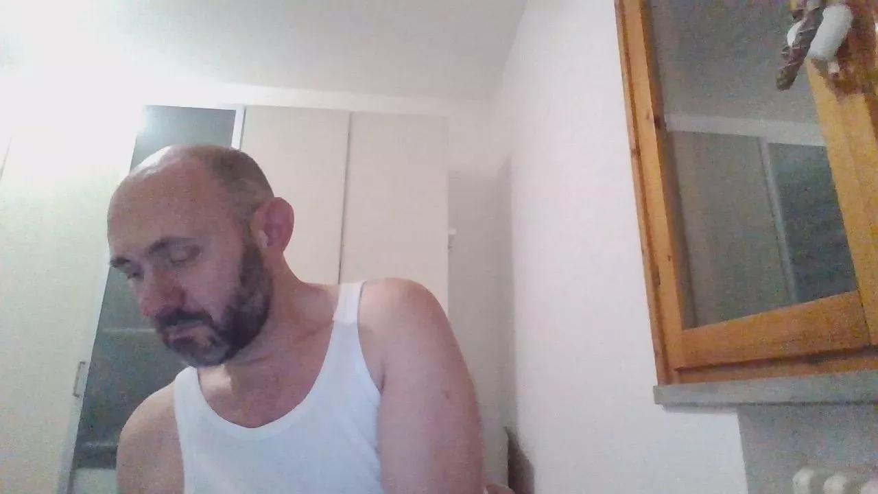 cazzo_grosso1 on Cam4 