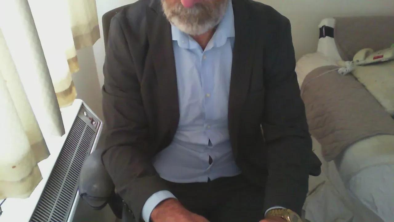 cc060369 on Cam4 