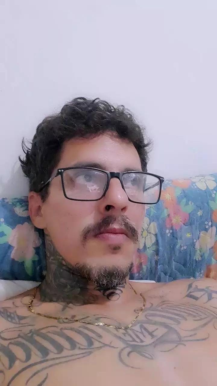 Checkmatte43 on Cam4 