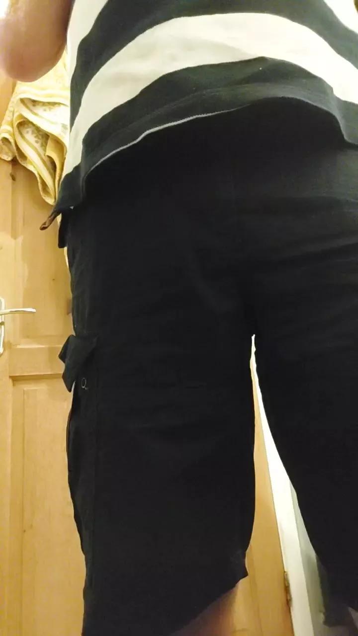 cheekeygeeza61 on Cam4 