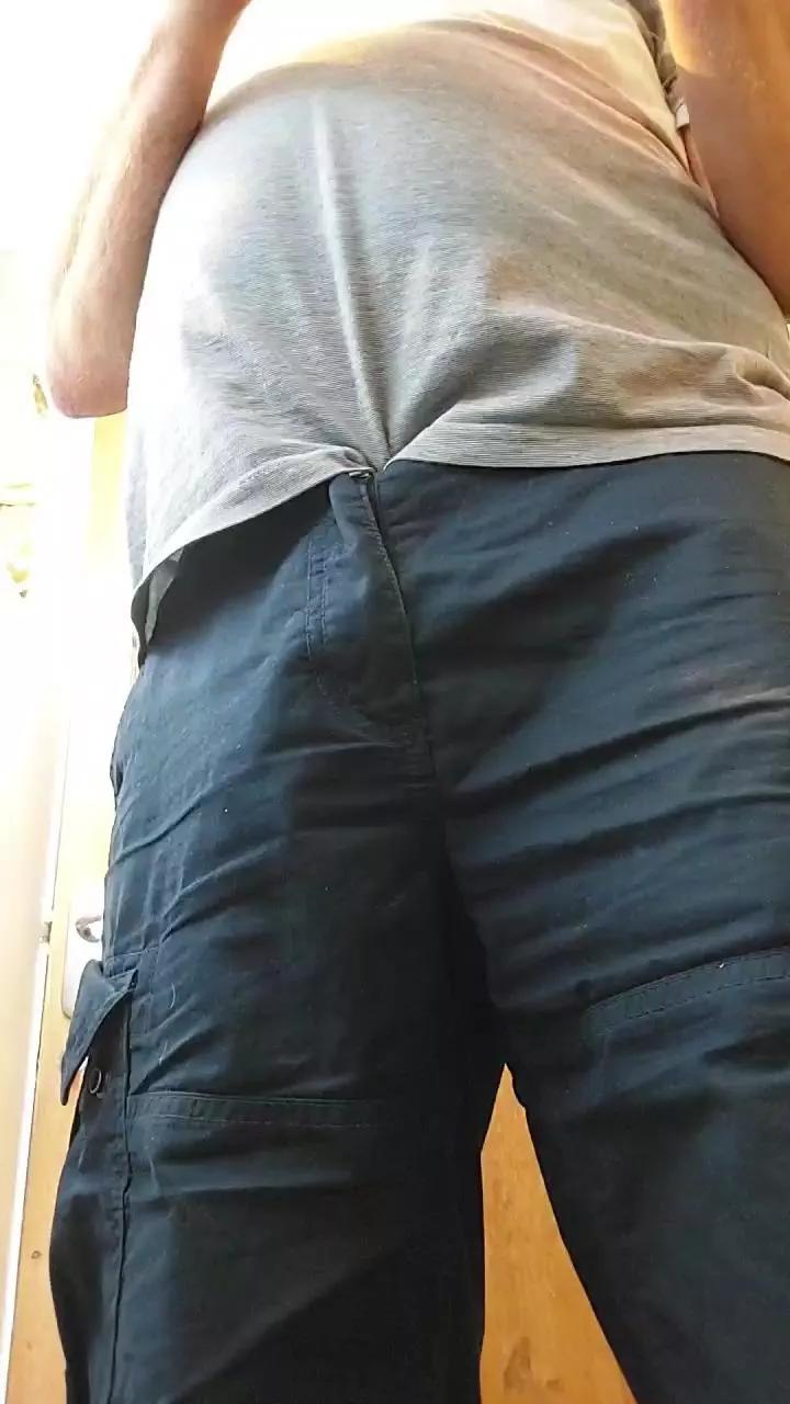 cheekeygeeza61 on Cam4 
