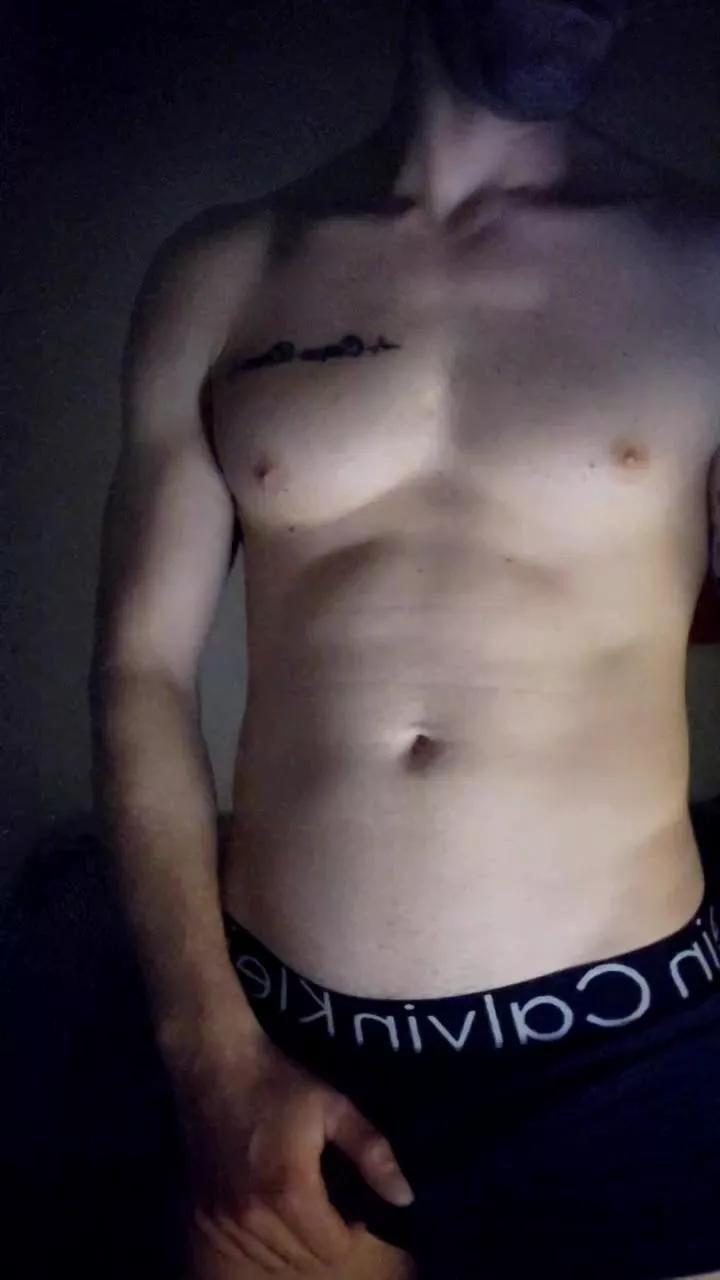 Chicogy992 on Cam4 