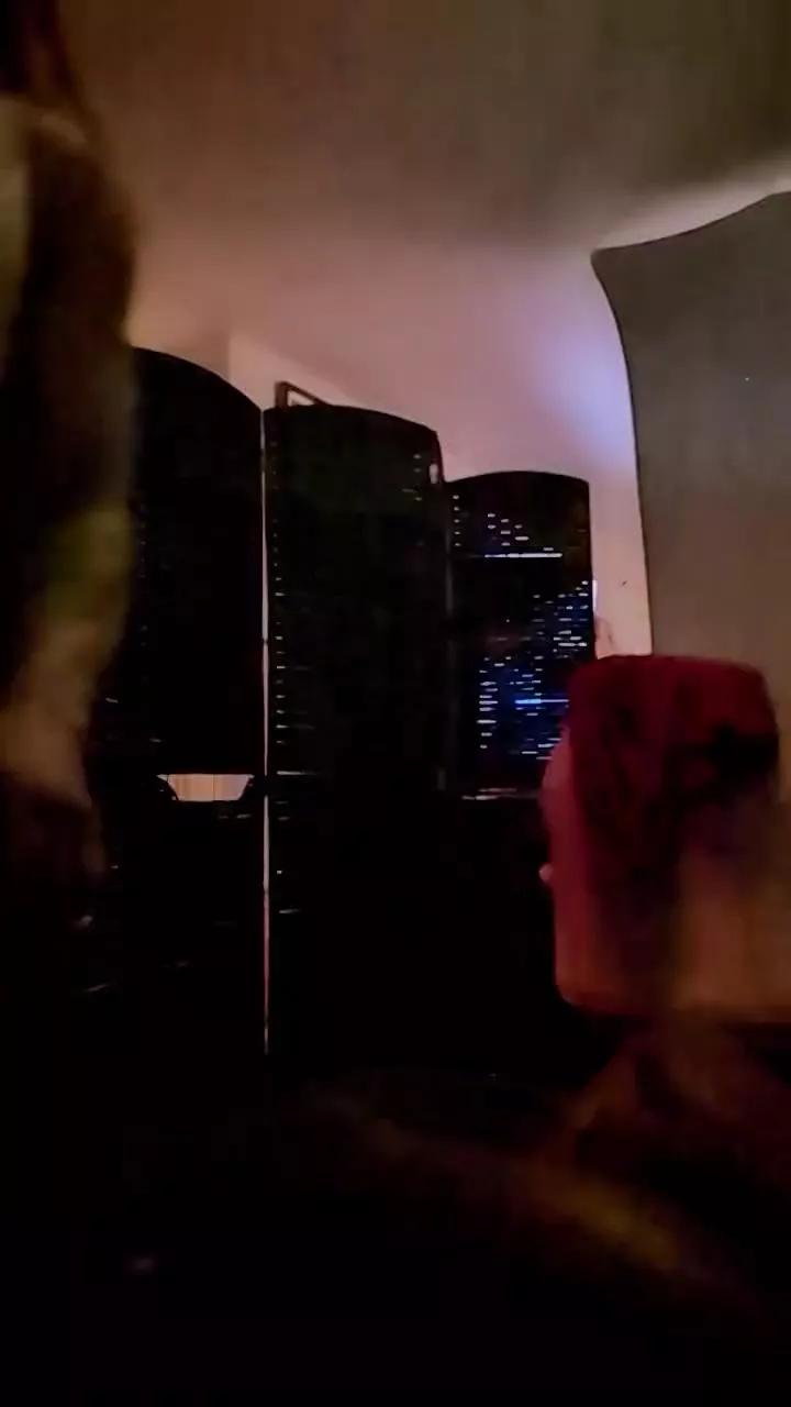 Chillifrog86 on Cam4 