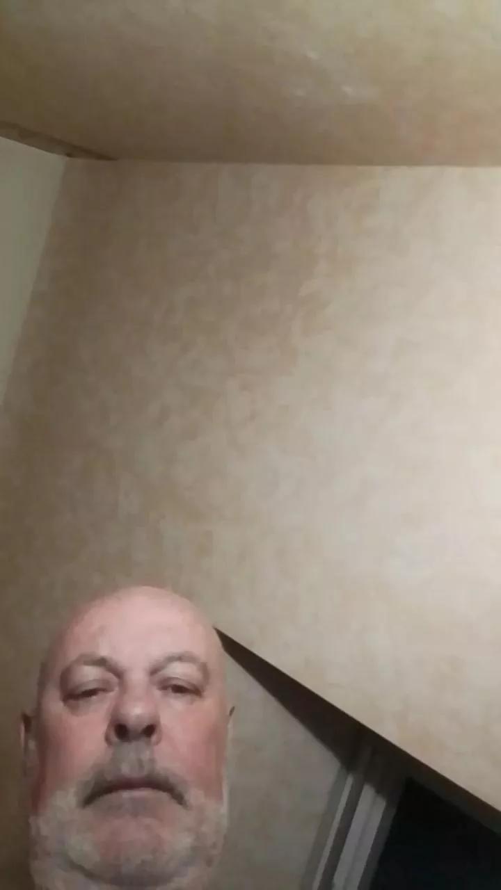 Chrispal35 on Cam4 