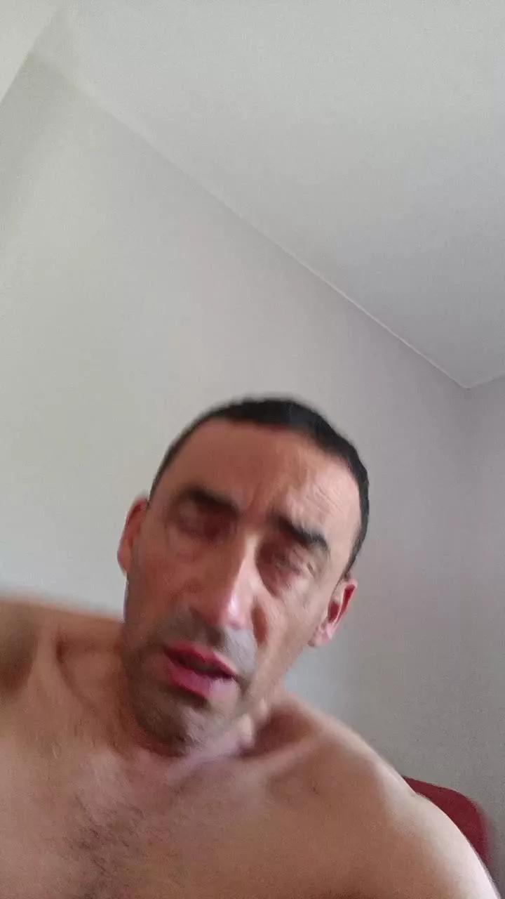comilon77 on Cam4 