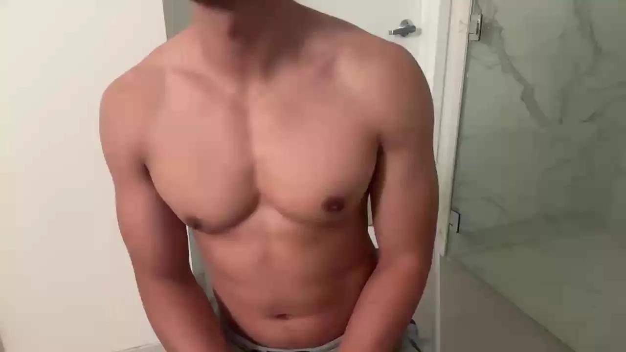 Connorw088 on Cam4 
