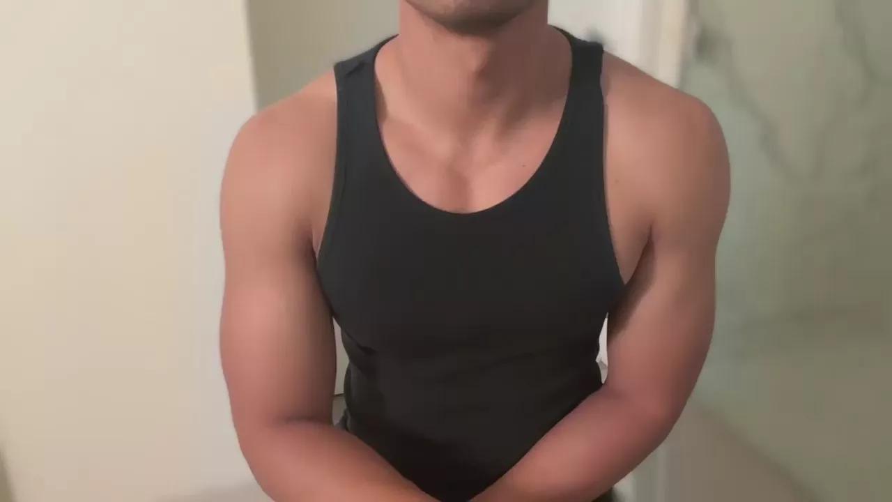 Connorw088 on Cam4 