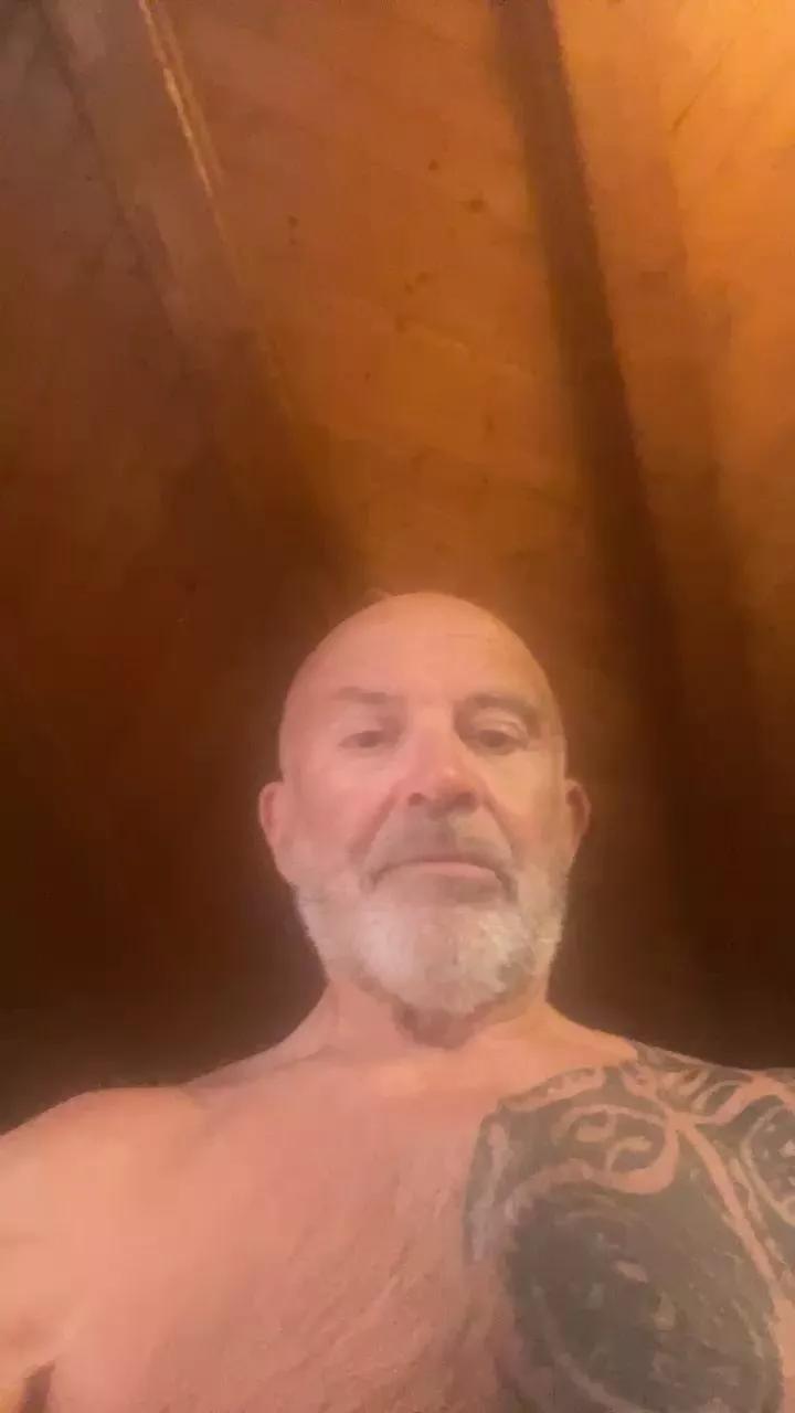 Cultoskin on Cam4 