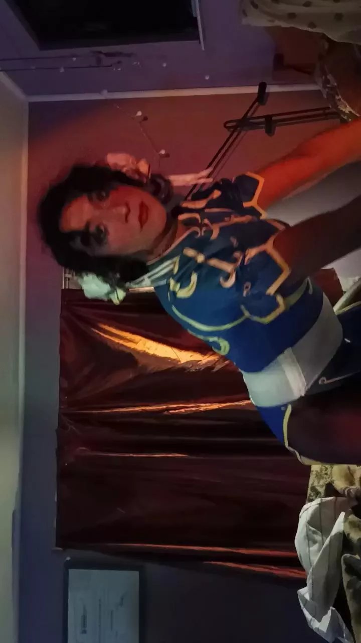 Offline DaniTama on Cam4